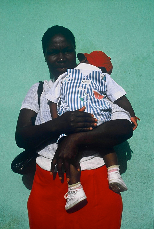 07 MOTHER AND CHILD - DOMINICAN REPUBLIC - PERSONAL WORK.jpg